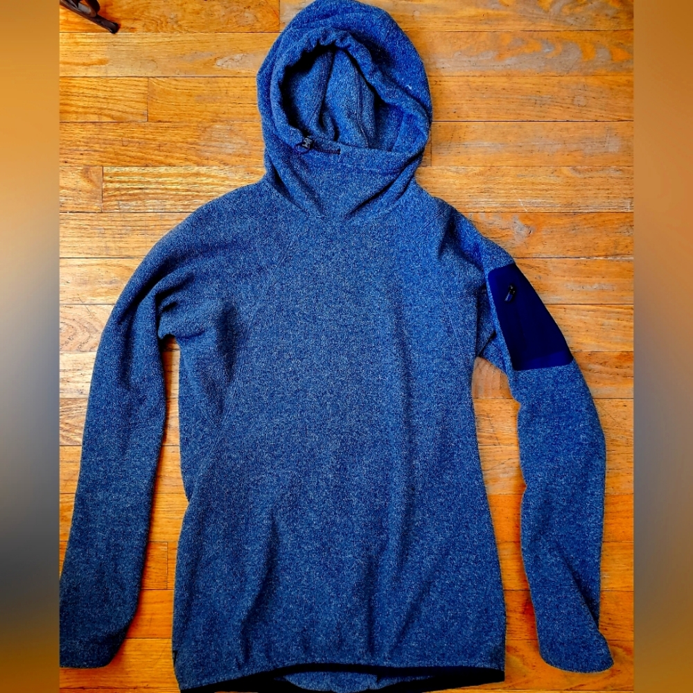Burton hoodie